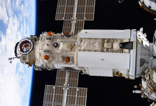 Blick auf das NAUKA Modul 2021 vor Ankunft Docking Modul
